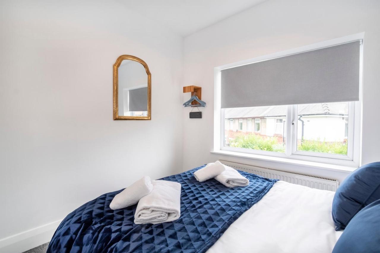 Stylish Hot Tub House With Free Parking! York Exterior foto